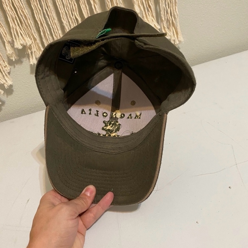 Magnolia Farms Adjustable Hat - Picture 4 of 5